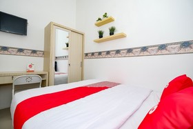 Puspa Residence by OYO Rooms