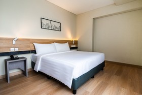 Quest Hotel Prime Pemuda - Semarang