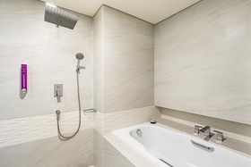 Quest Hotel Prime Pemuda - Semarang