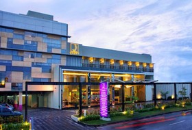 Quest Hotel Simpang Lima - Semarang