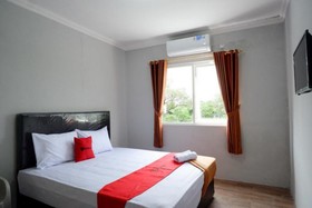 RedDoorz @ City Park Medoho Semarang
