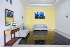 RedDoorz @ City Park Medoho Semarang