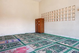 RedDoorz @ Jalan Sriwijaya Semarang