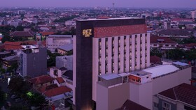 Rez Hotel
