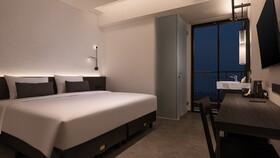 Rez Hotel