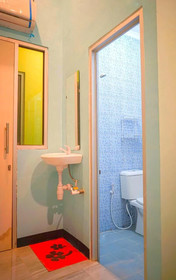 RoomZ Budget Residence