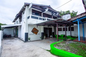 Safara Guesthouse Syariah by OYO Rooms