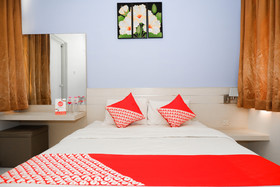 Sky Guesthouse By OYO Rooms