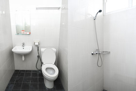 Sky Guesthouse By OYO Rooms