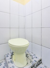 Spot On 90156 Hotel Ramayana