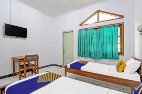 Spot On 91471 Syariah Wisma Uin Walisong