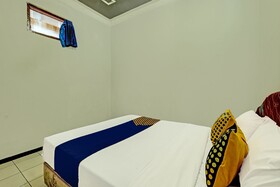 Spot On 91715 Hotel Citra Dewi 1