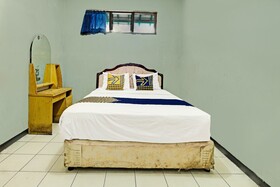 Spot On 91715 Hotel Citra Dewi 1