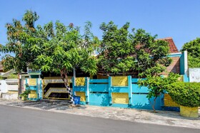 Spot On 92611 Lobak Hostel Capsule