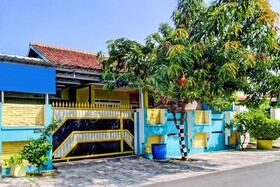 Spot On 92611 Lobak Hostel Capsule