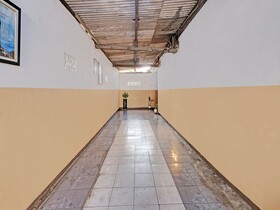 Spot On 92983 Hotel Ayu