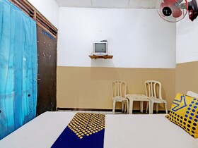 Spot On 92983 Hotel Ayu