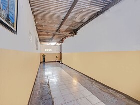 Spot On 92983 Hotel Ayu