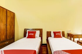 Super OYO 91036 Hotel Simpang Lima Gkpri
