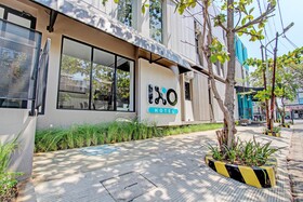 Townhouse Oak Ixo Hotel