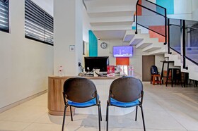 Townhouse Oak Ixo Hotel