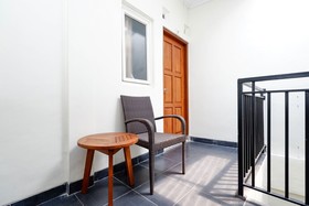 Trision Hostel by OYO Rooms