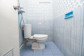 Trision Hostel by OYO Rooms