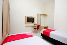 Trision Hostel by OYO Rooms