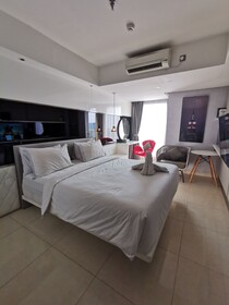 Warhol Residence at Louis Kienne Semarang Simpang Lima