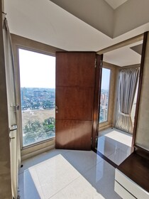 Warhol Residence at Louis Kienne Semarang Simpang Lima