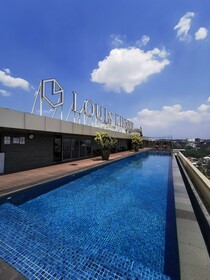 Warhol Residence at Louis Kienne Semarang Simpang Lima