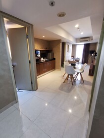 Warhol Residence at Louis Kienne Semarang Simpang Lima