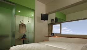 Whiz Hotel Pemuda Semarang