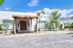 Floraison Living Villa