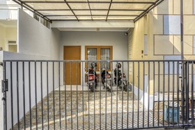 RedDoorz Syariah Near Tugu Gentan Jakal
