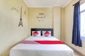 SUPER OYO 90905 Dangau Datuk Guesthouse