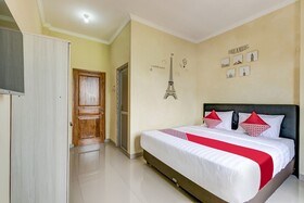 SUPER OYO 90905 Dangau Datuk Guesthouse