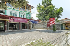 SUPER OYO 90905 Dangau Datuk Guesthouse