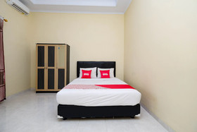 Griya Ria by OYO Rooms