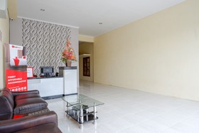 Punokawan Guest House by RedDoorz