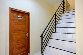 Punokawan Guest House by RedDoorz