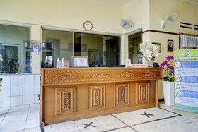 Diamond Hotel by OYO