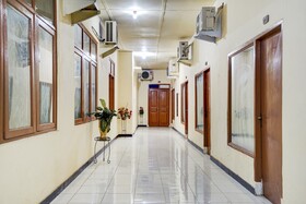 Diamond Hotel by OYO