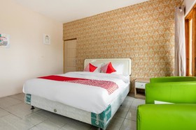 Pineapple Villa by OYO Rooms