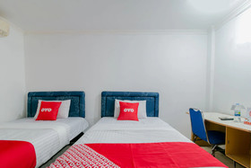 Amazon Homestay Syariah by OYO