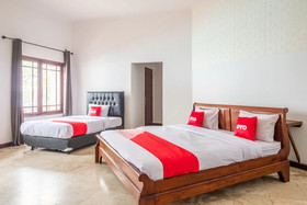 OYO 951 Cempaka Ratu Beach Resort