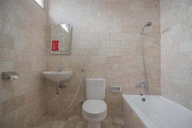 Daun Hijau Hotel by Reddoorz