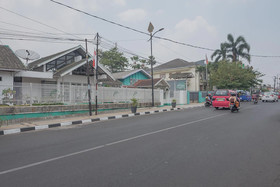 Daun Hijau Hotel by Reddoorz