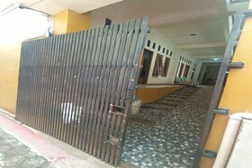 Spot On 93385 Penginapan Hj Lilis 2 Syariah