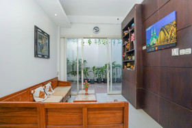 Central City Family Residence by OYO Rooms